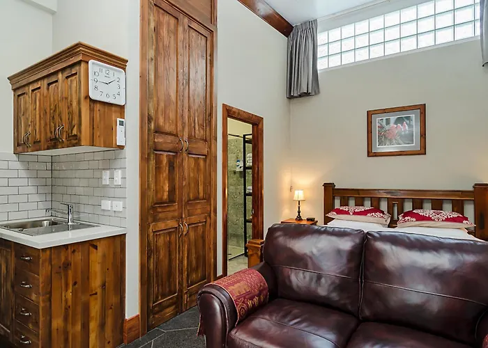 Eagle Foundry Bed & Breakfast