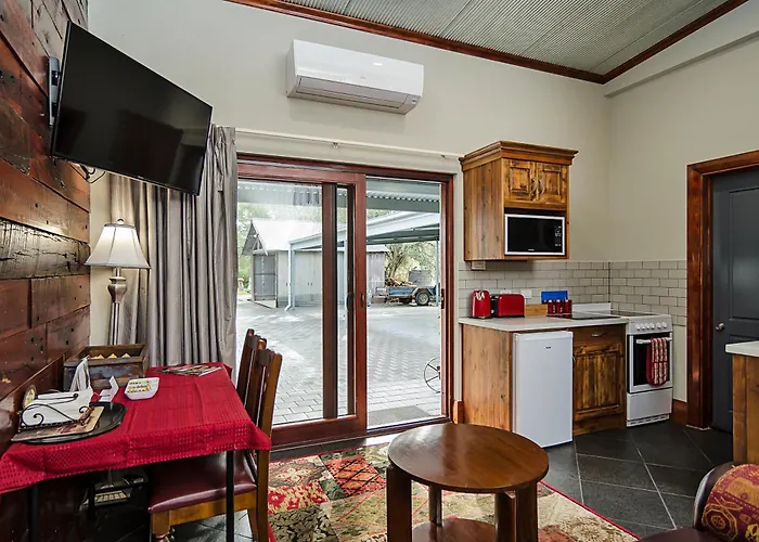 Eagle Foundry Bed & Breakfast
